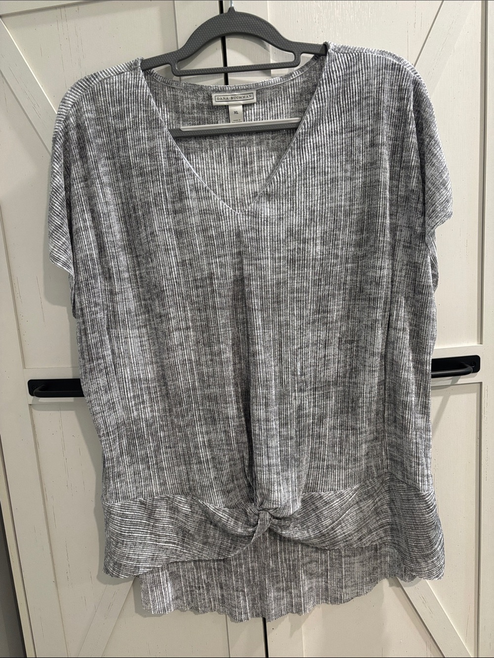 Dana Buchman Heathered Grey V-Neck Relaxed High/Low Tunic